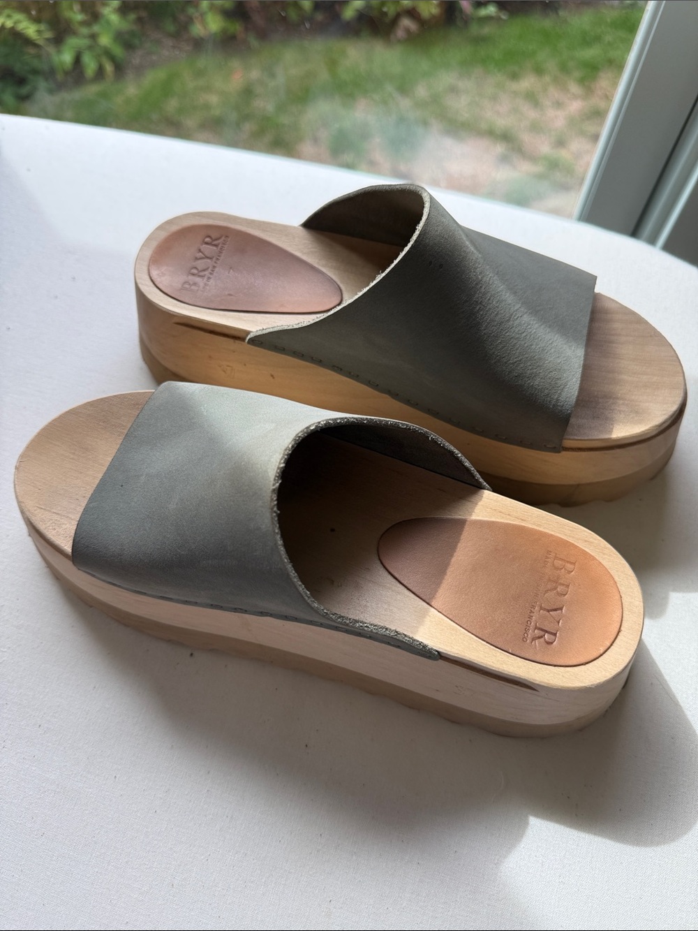 BRYR Chonk Slide Sandal in Agave size 7/37 - Picture 2 of 9